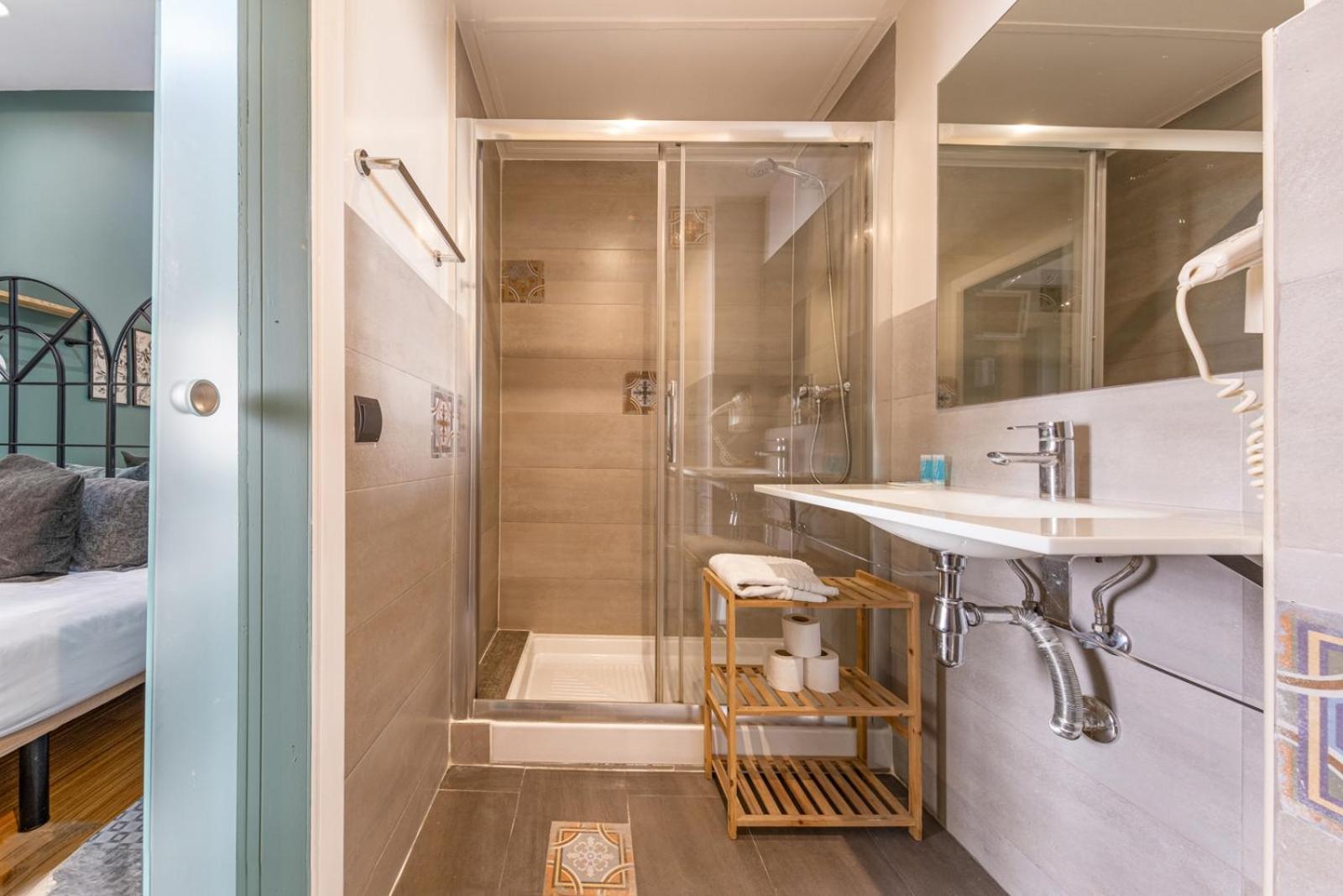 Ainb Born-Dames Apartments Barcelona Eksteriør bilde