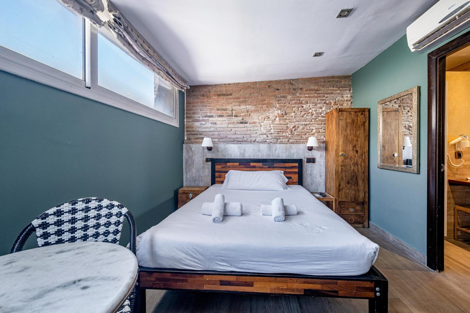 Ainb Born-Dames Apartments Barcelona Eksteriør bilde