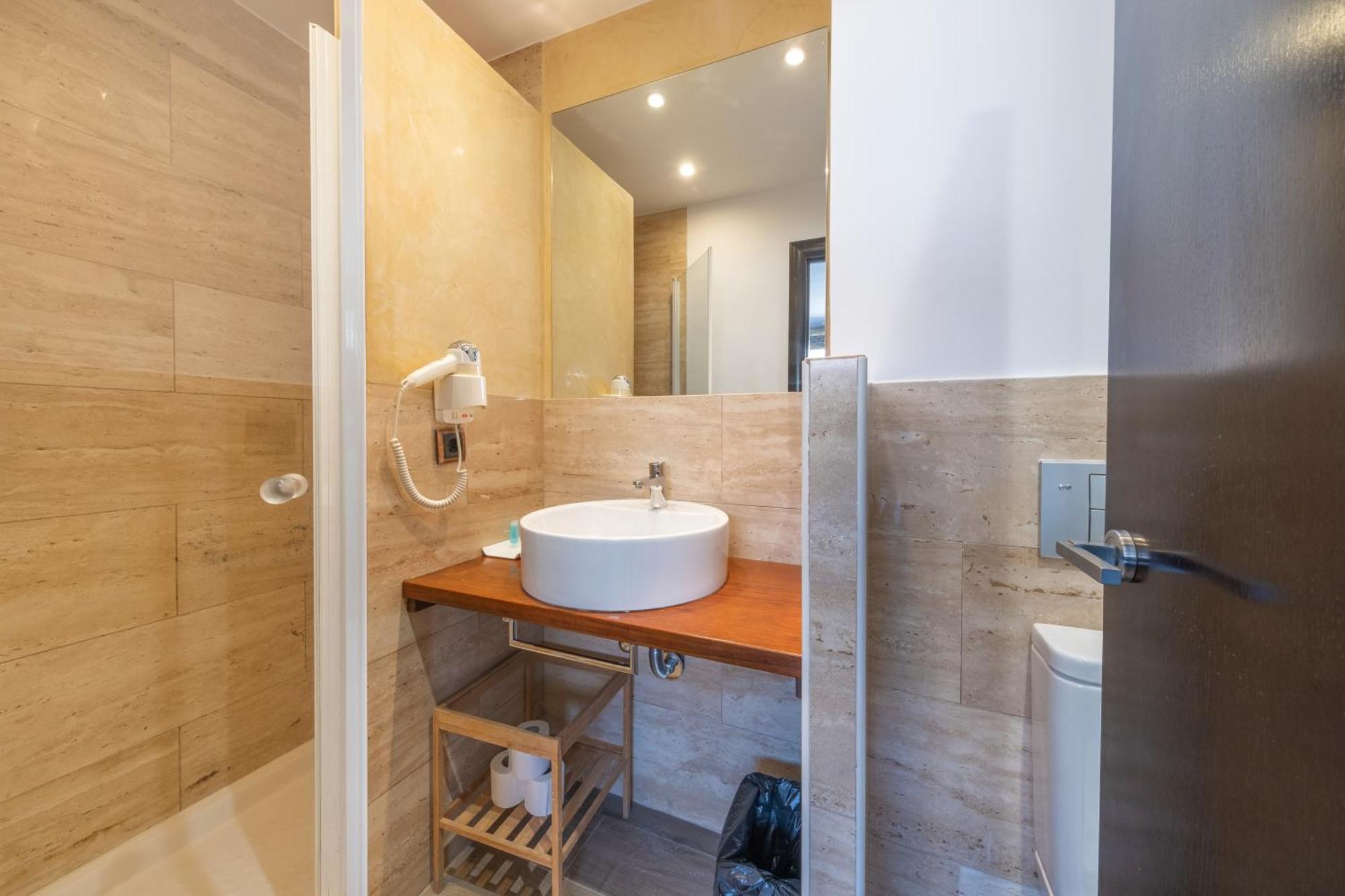 Ainb Born-Dames Apartments Barcelona Eksteriør bilde