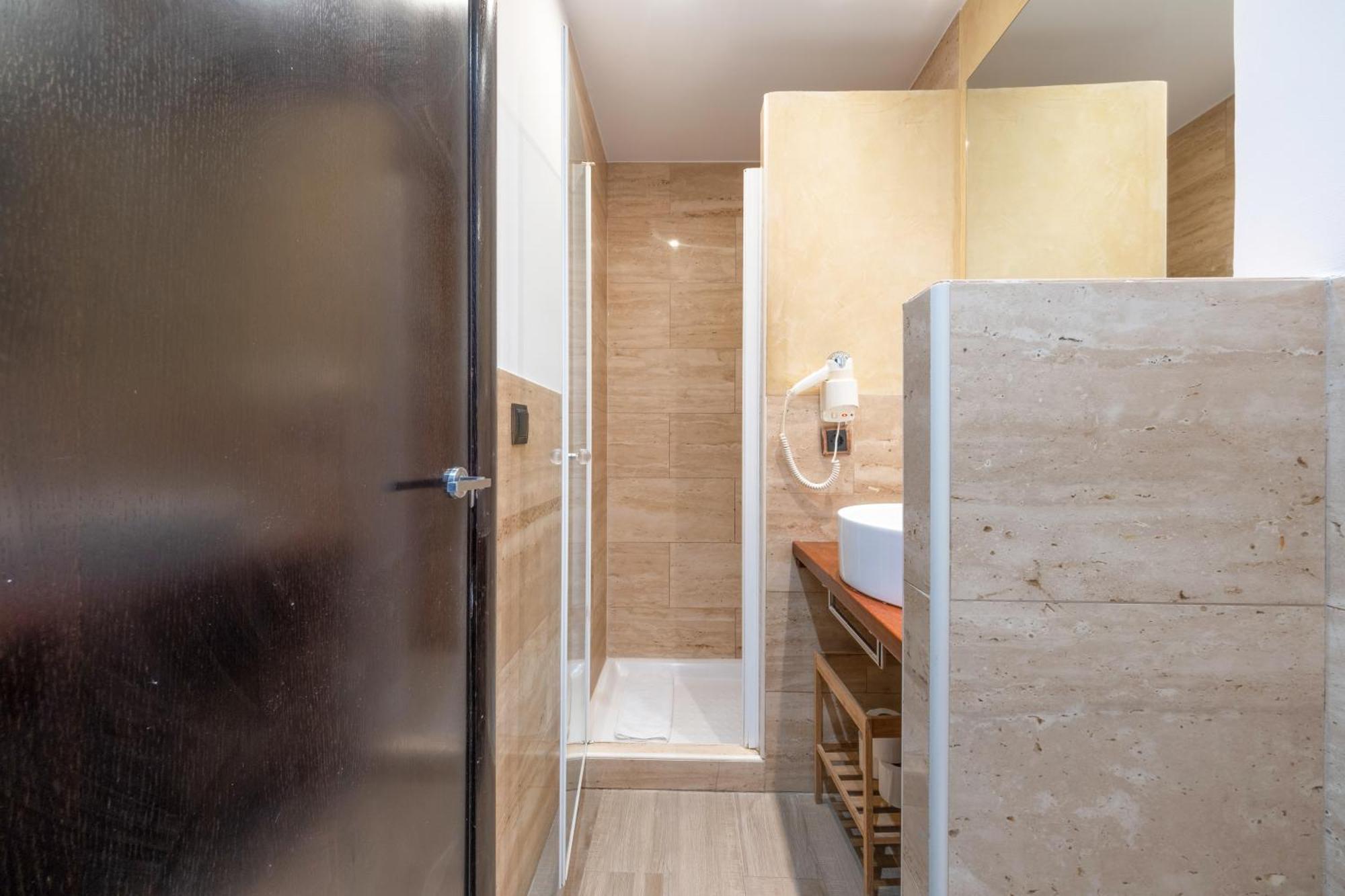 Ainb Born-Dames Apartments Barcelona Eksteriør bilde