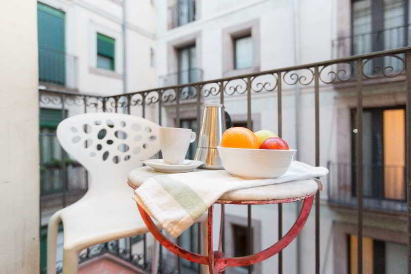 Ainb Born-Dames Apartments Barcelona Eksteriør bilde