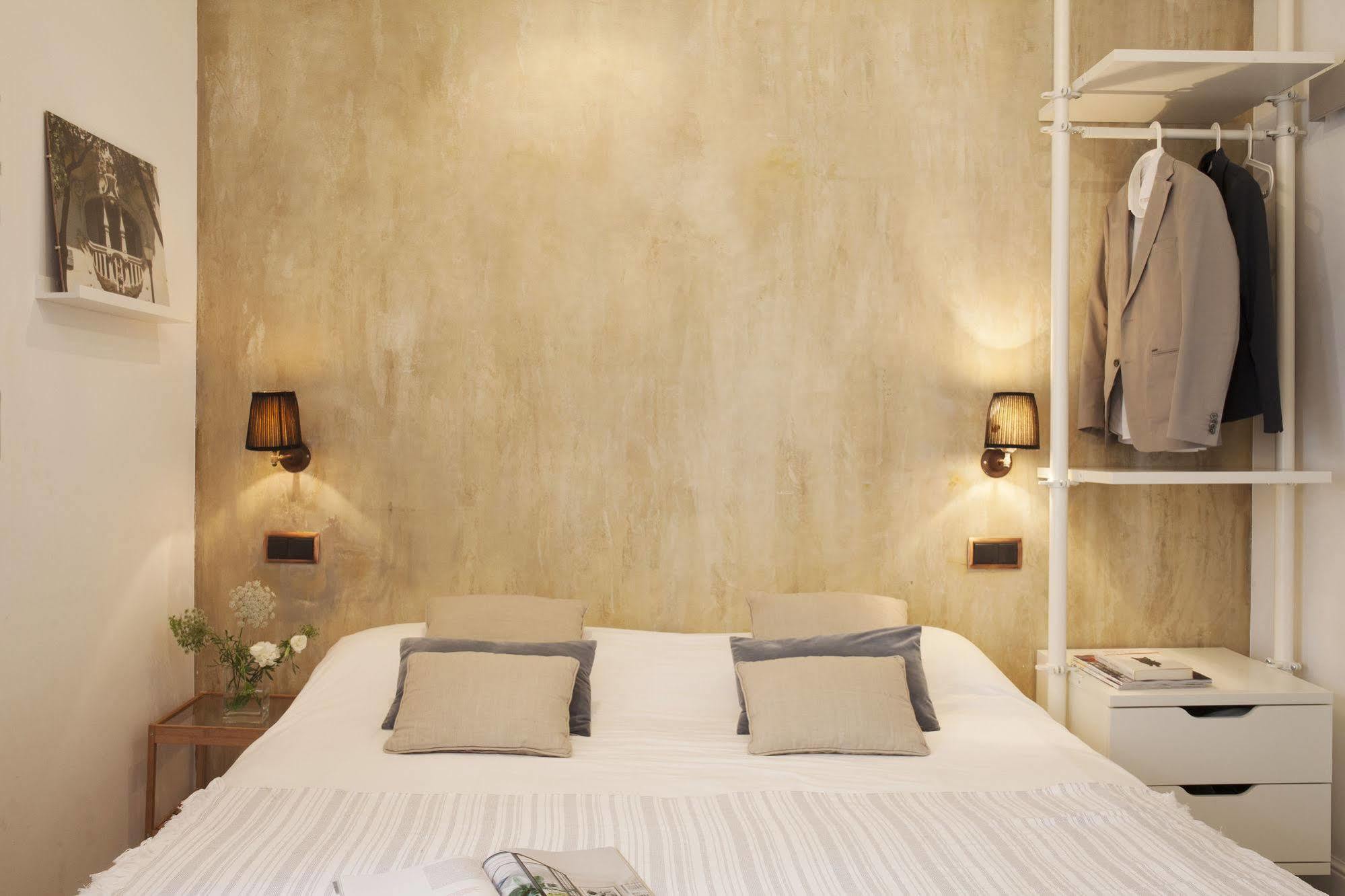 Ainb Born-Dames Apartments Barcelona Eksteriør bilde