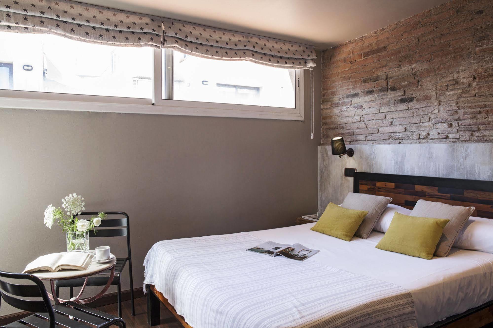 Ainb Born-Dames Apartments Barcelona Eksteriør bilde