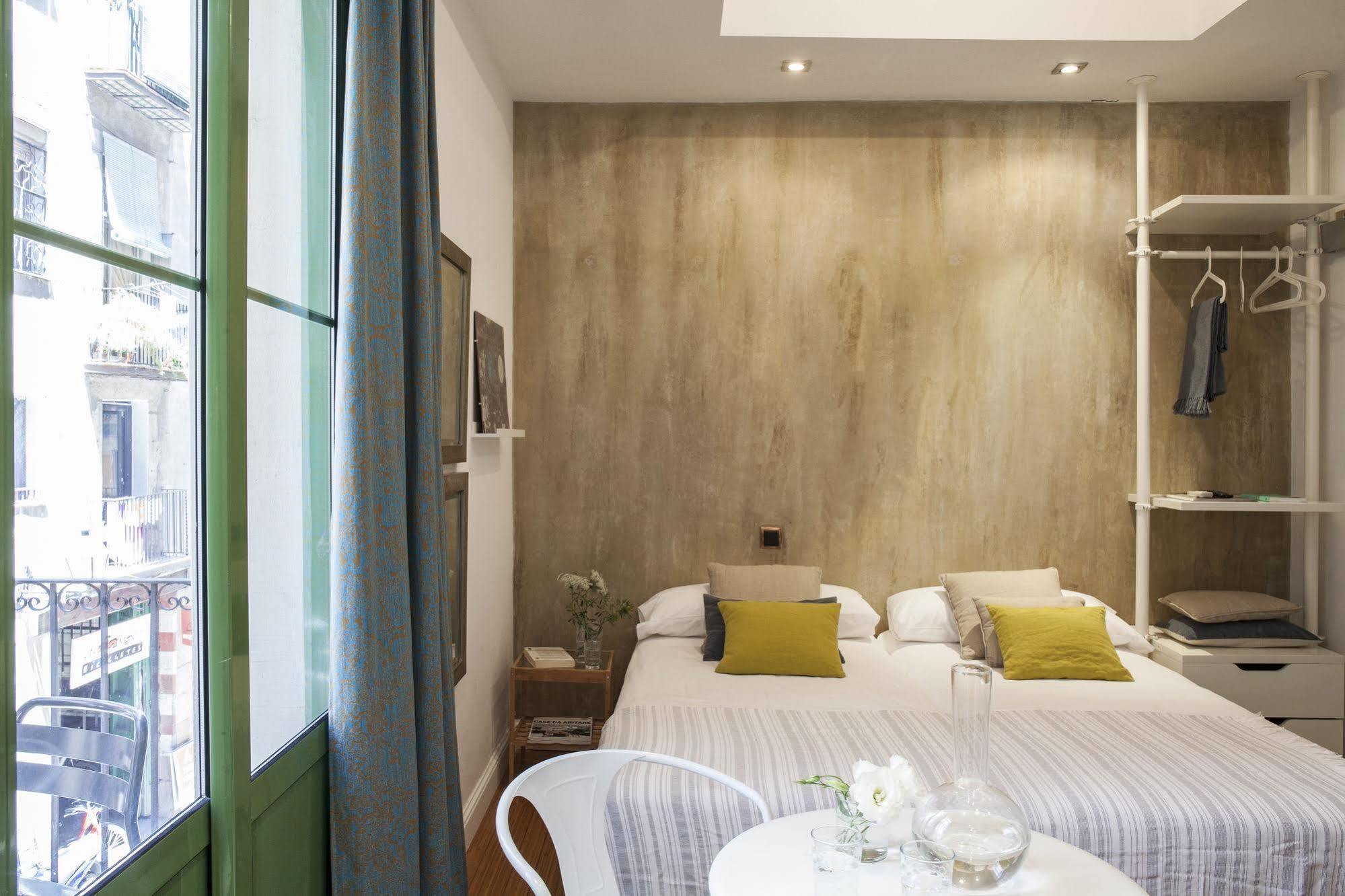 Ainb Born-Dames Apartments Barcelona Eksteriør bilde